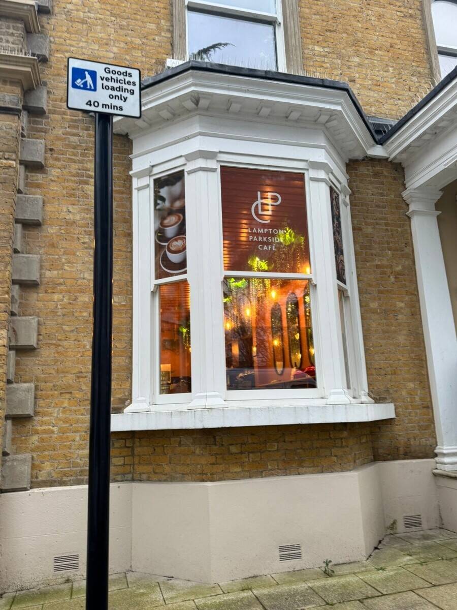 Charming Lampton Parkside Café for Sale – Prime Location & Turnkey Opportunity Photo 5