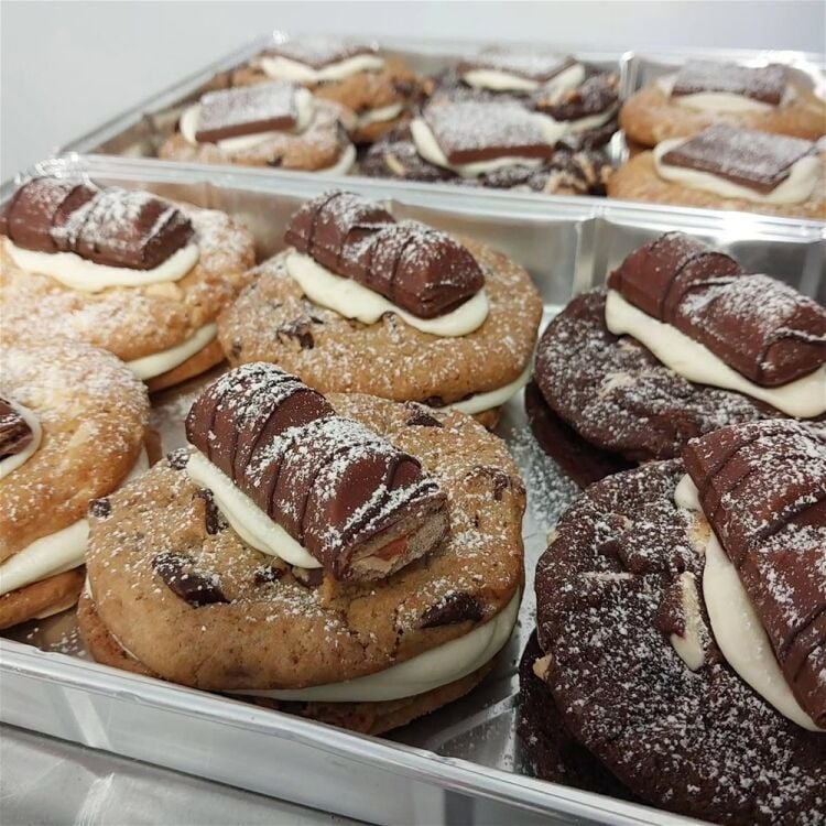POPULAR MULTI-SITE BAGEL & BURRITO CHAIN WITH CENTRAL PRODUCTION HUB