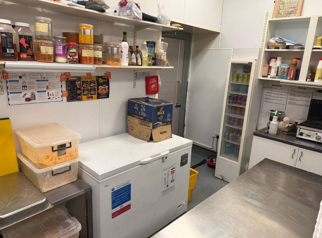 Fully equipped kitchen for sale Bradford