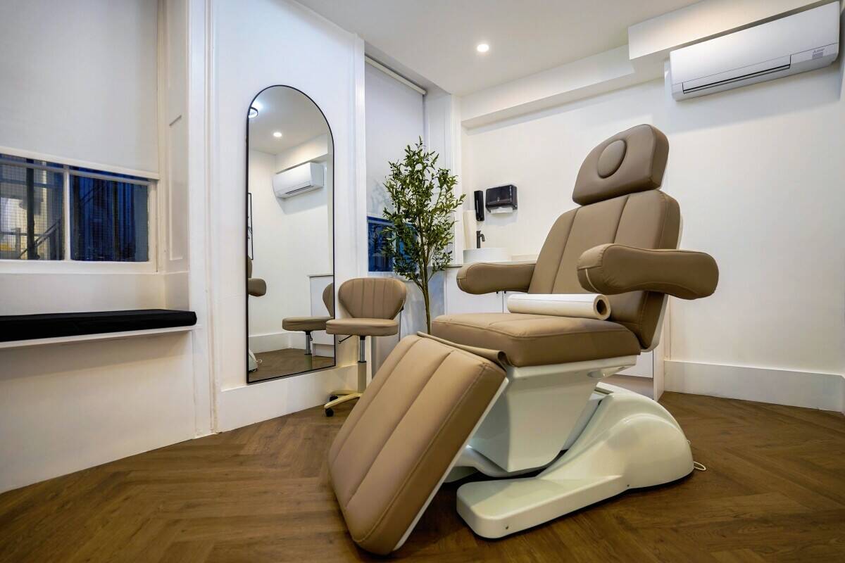 Clinic Room in Marylebone - Low Rent - High Growth Potential