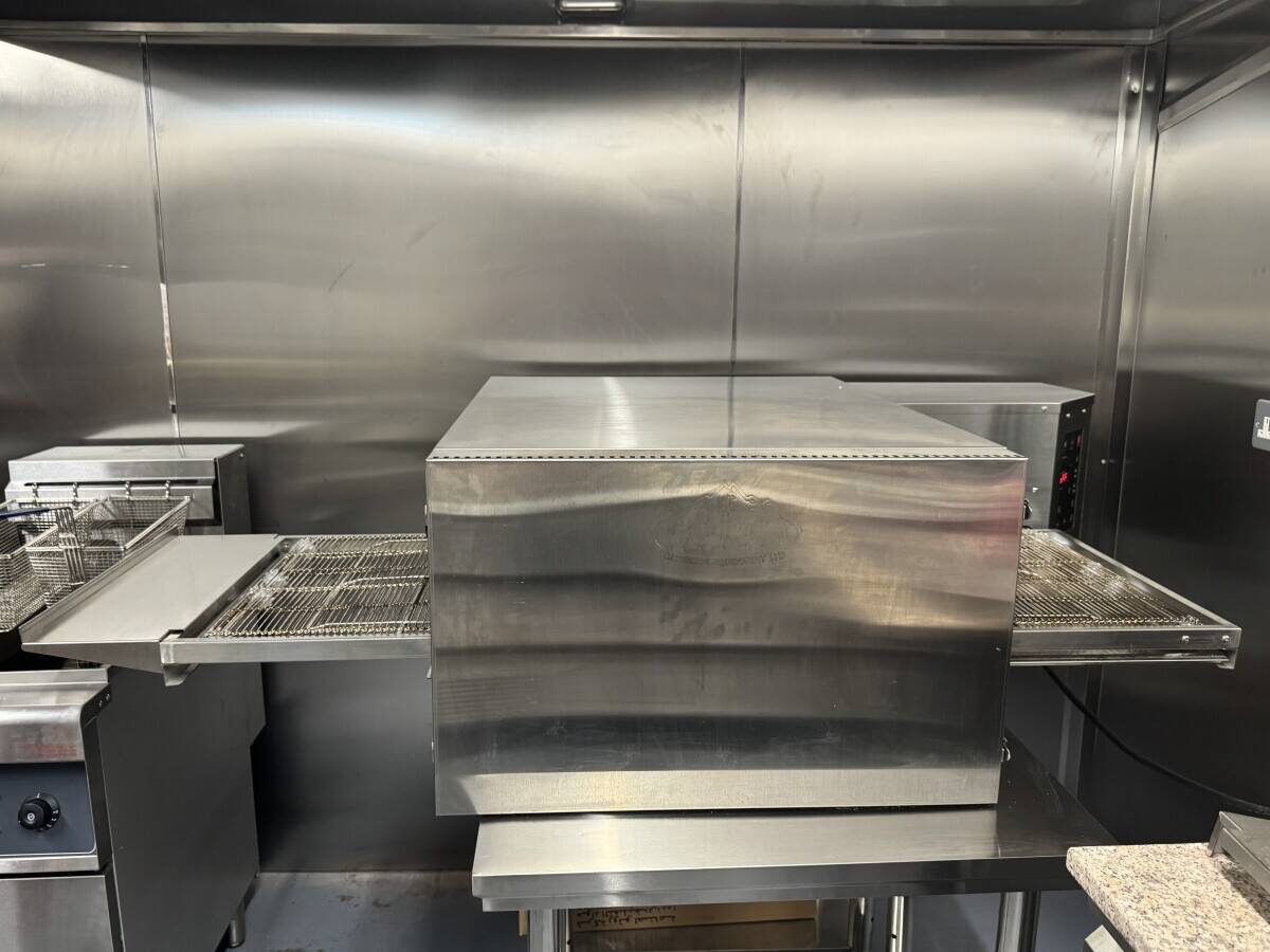 Fully Equipped Takeaway / Dark Kitchen – Brand New Setup Photo 5