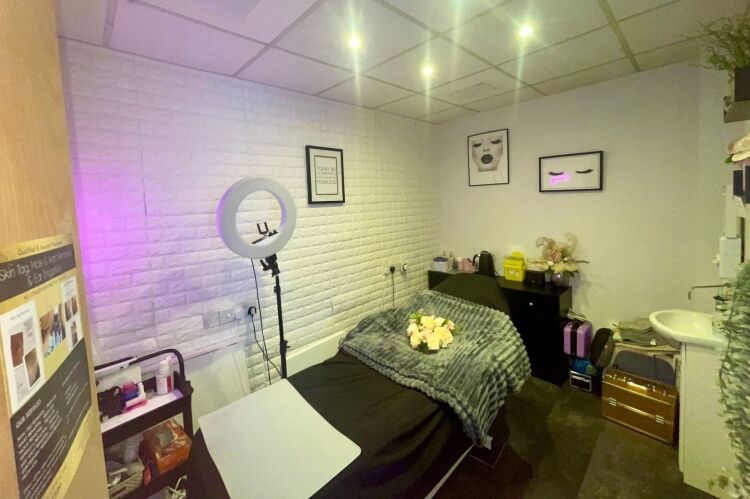 Established Tanning & Beauty Salon - Chelmsford Photo 5