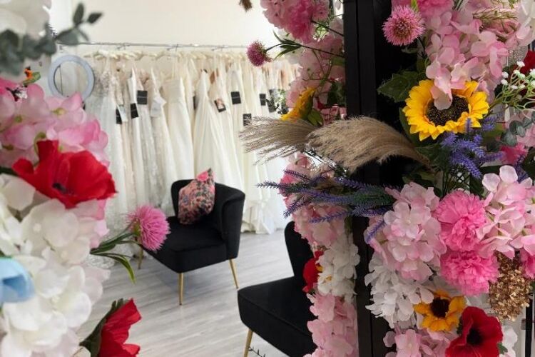 Established Bridal Boutique - Surrey Photo 5