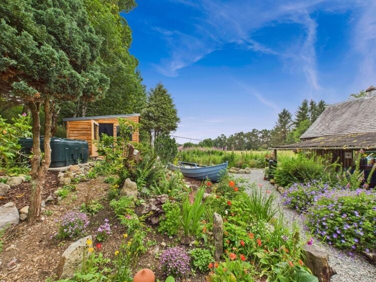 Charming Perthshire cottage with flexible business potential
