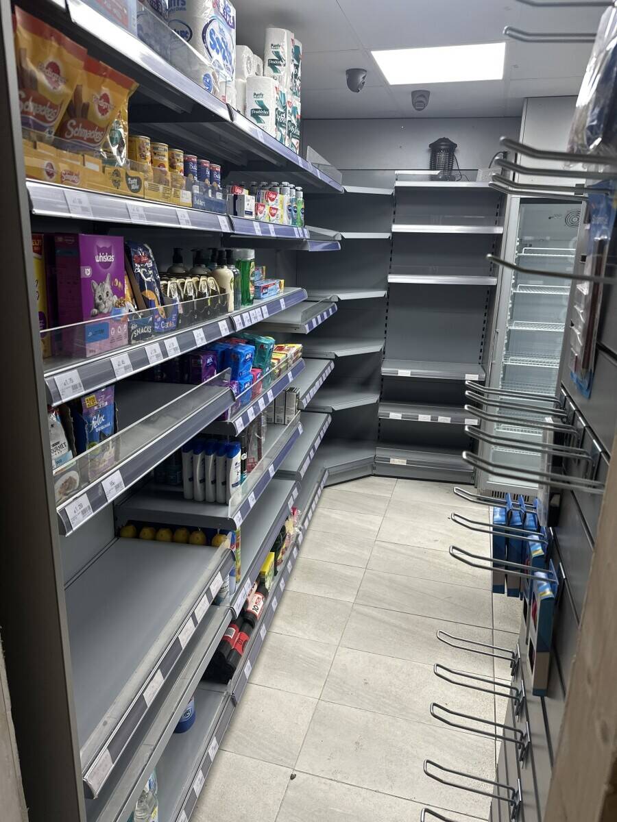 Off licence shop sale in Stoke on Trent Photo 5