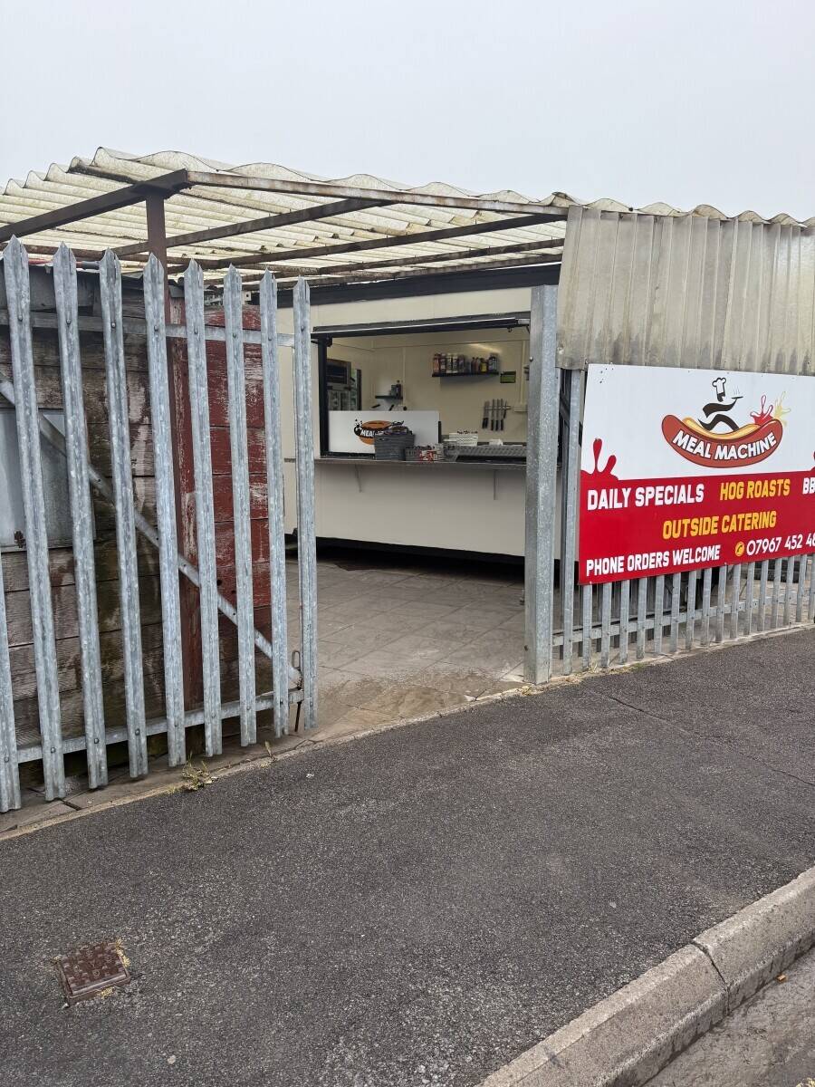 Fresh food Hot & Cold Takeaway for sale