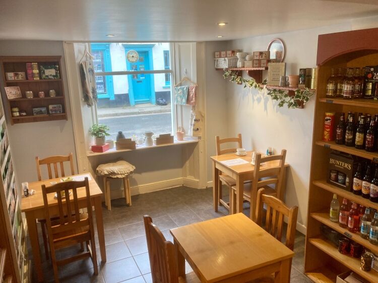 DELICATESSEN & TEA ROOM/COFFEE SHOP Photo 5