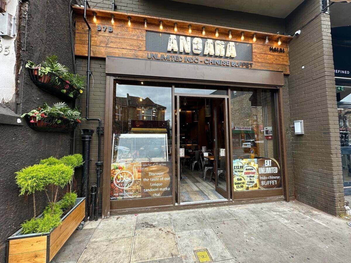 FOR SALE: RUNNING RESTAURANT BUSINESS IN PRIME EAST LONDON LOCATION