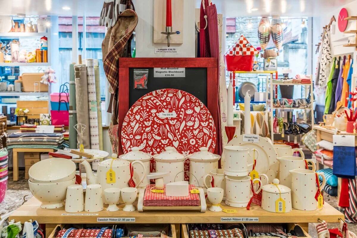 A Gorgeous Scandinavian Retail Shop For Sale Photo 5