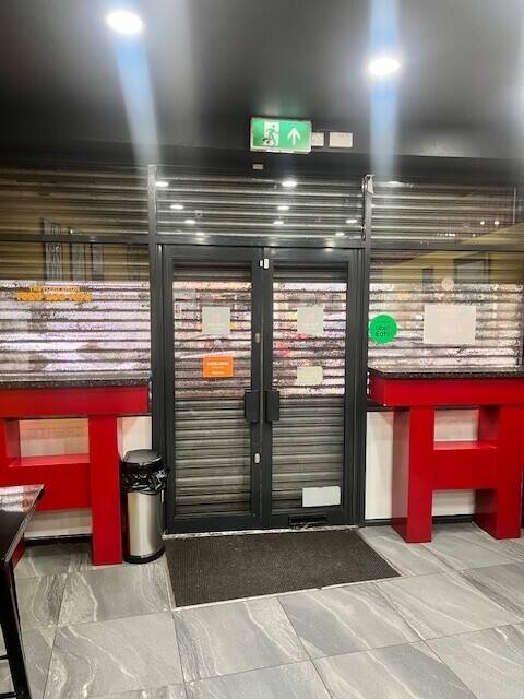 Takeaway Shop For Sale on Smithdown Road L15  Photo 6