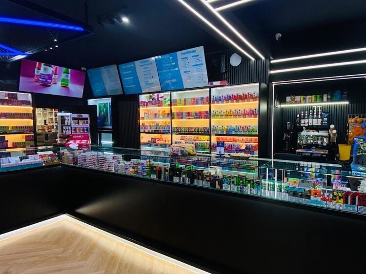 Leasehold Vape Store & Dessert Cafe Located in Nottingham