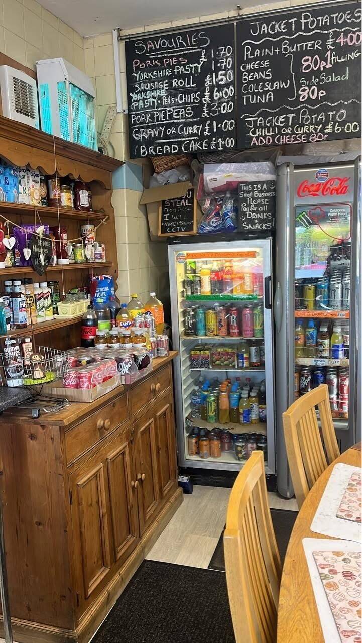 Cafe/takeaway in kirkhamgate Wakefield 