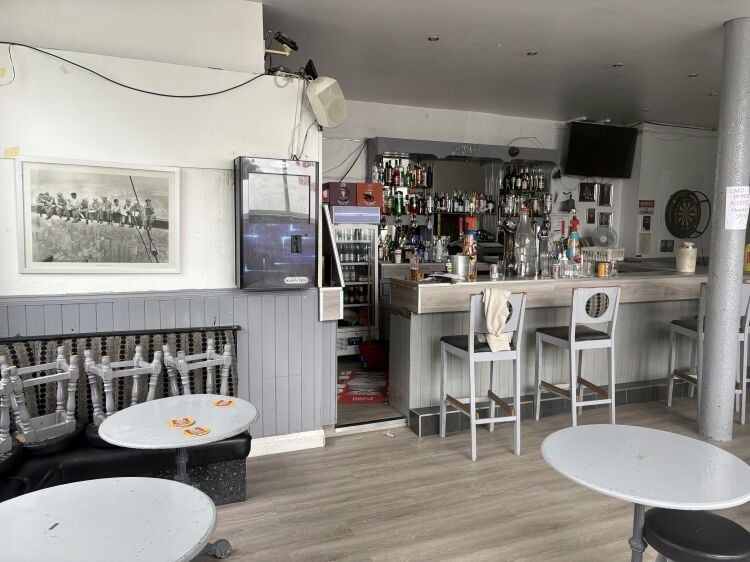 Closed Public House For Sale Glasgow