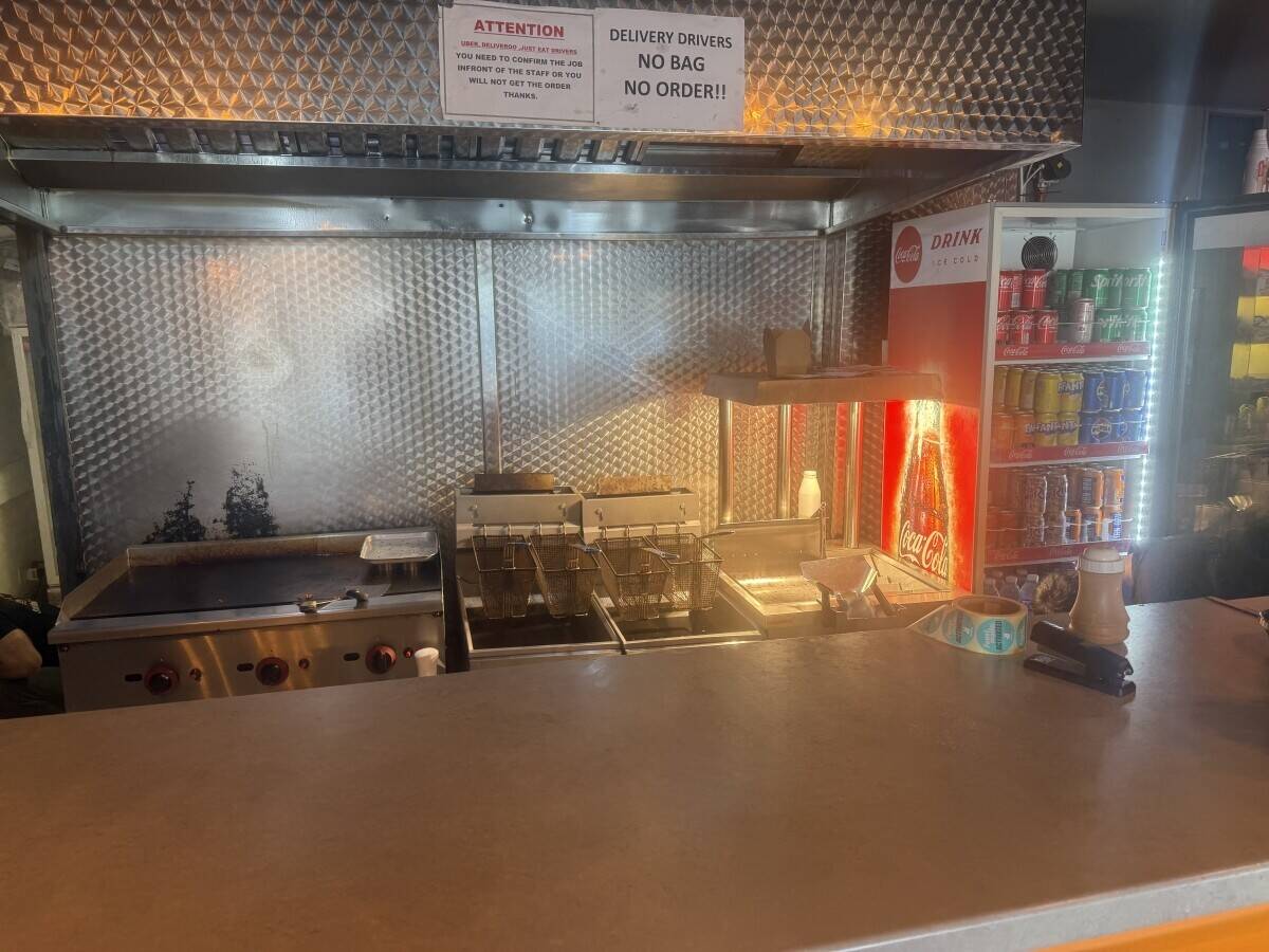 Fast food burger takeaway Photo 5