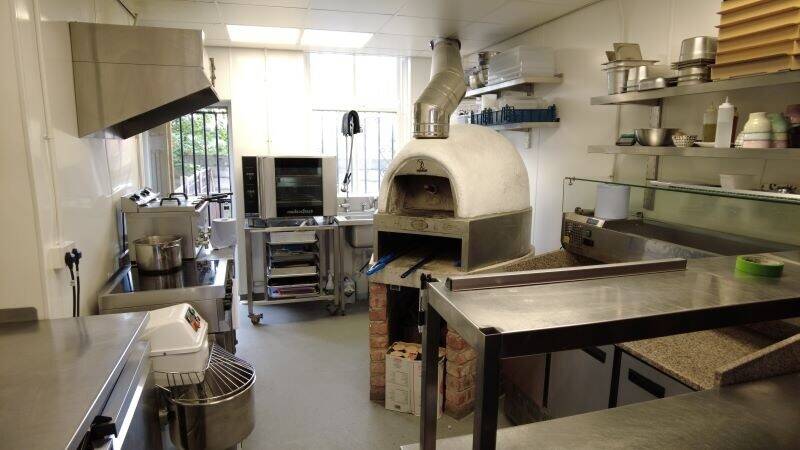 Restaurant For Sale Stalybridge Town Centre Photo 4