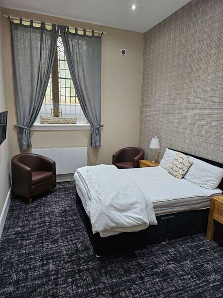 Superb Wedding Venue with rooms in Beith, Ayrshire, within a beautiful converted church. Photo 5