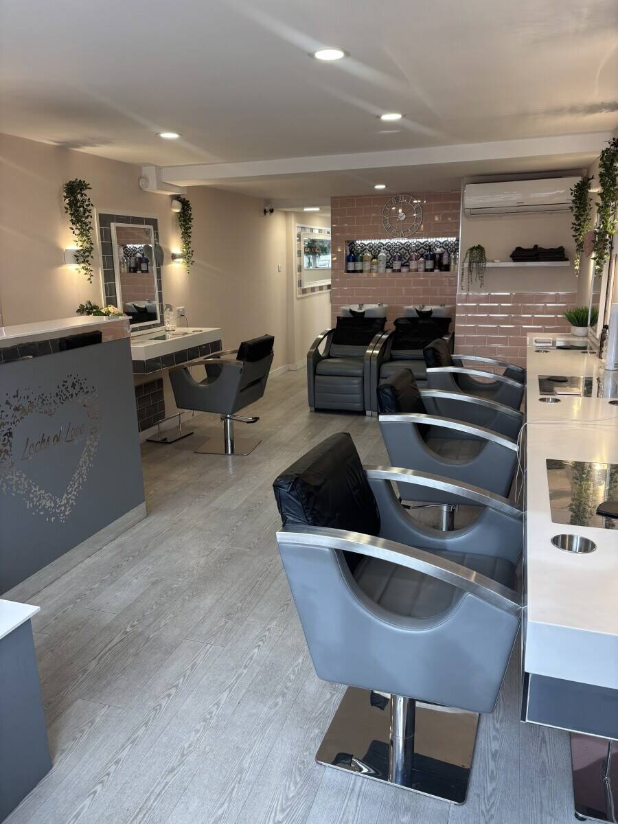 Hair salon for sale in Keynsham Bristol Photo 5