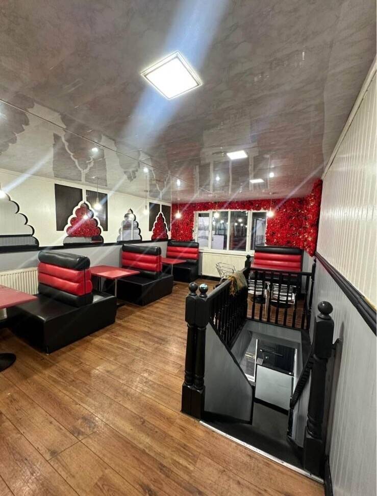 Fully Fitted Takeaway Dewsbury Town centre Photo 6