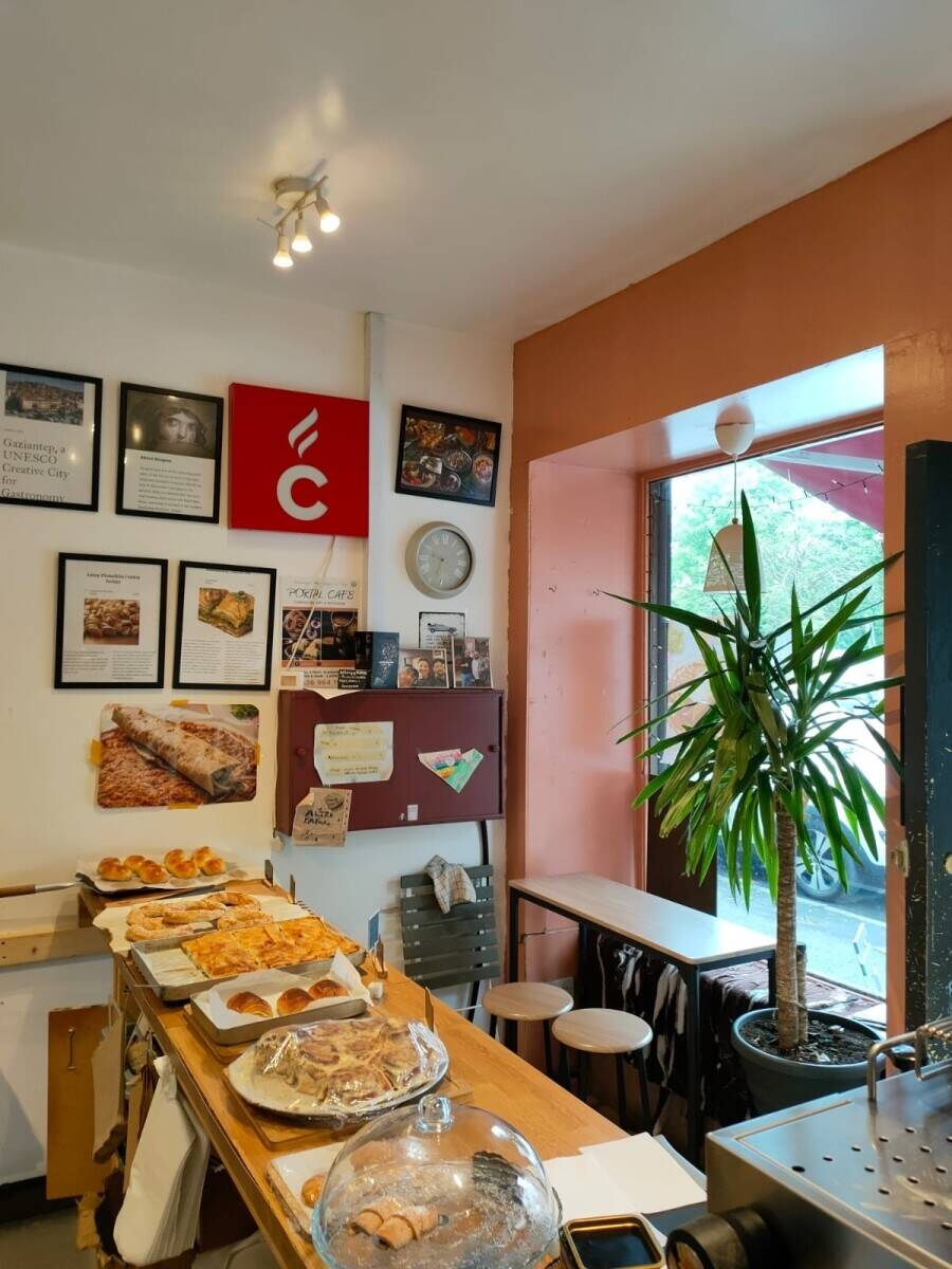 Cafe and Bakery for Sale in Glasgow Photo 5