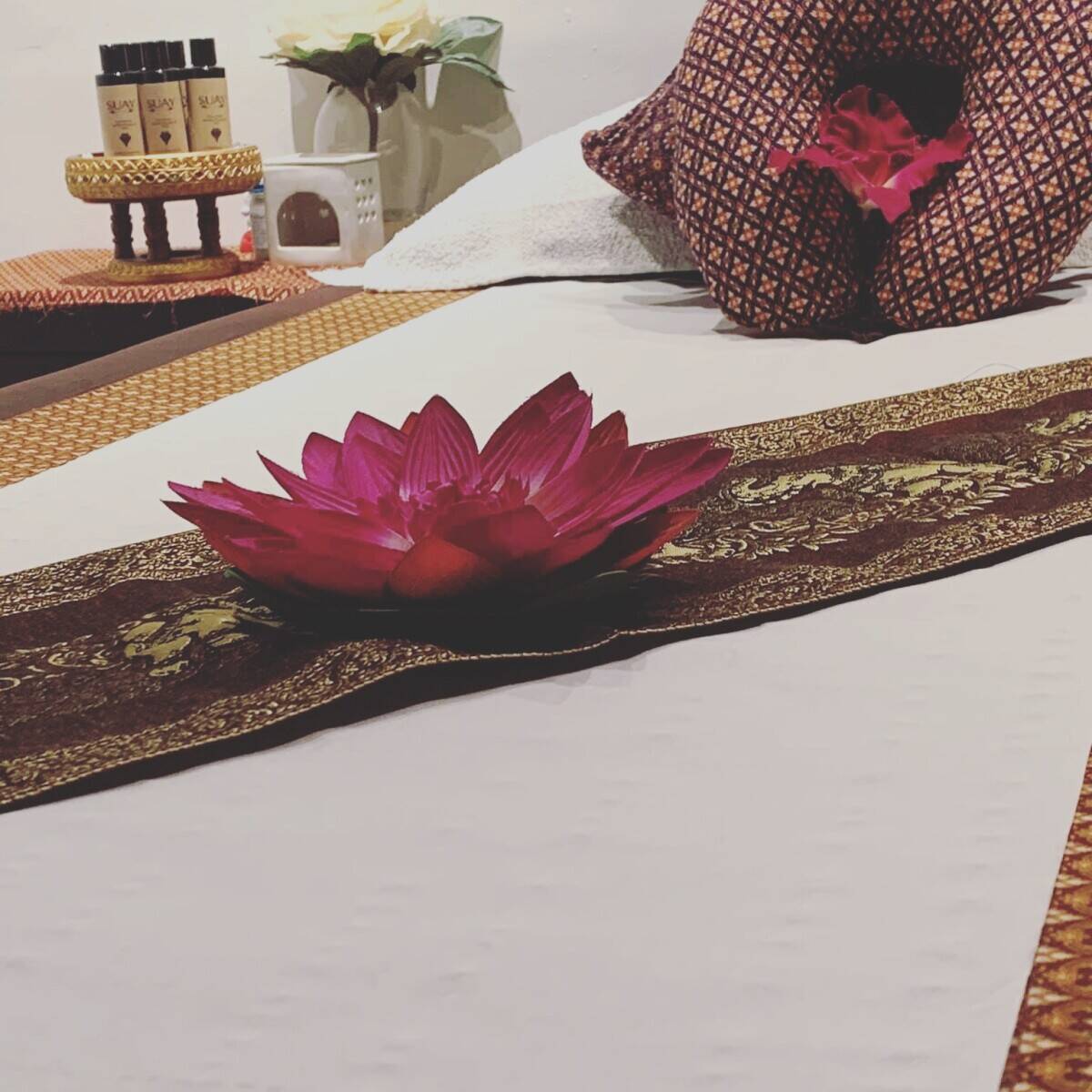 Award Winning Thai Therapy business for Sale in Newbury, Berkshire Photo 5