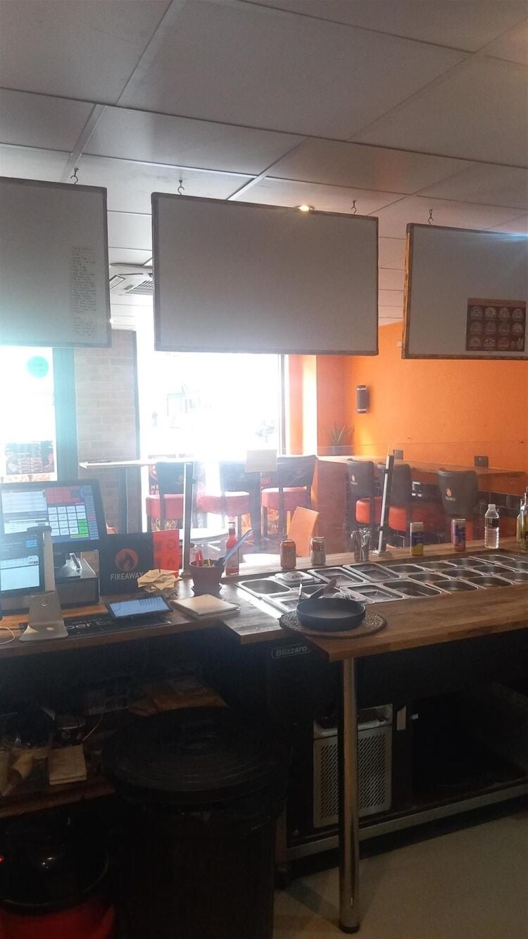 LEASEHOLD FIREAWAY PIZZA FRANCHISE