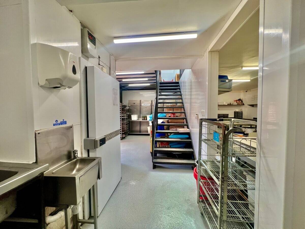 Wholesale bakery For Sale Photo 5