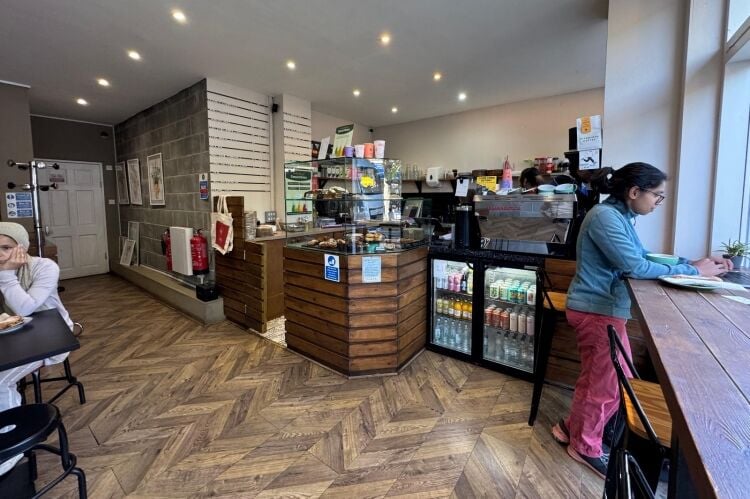 Coffee Shop - London Photo 5
