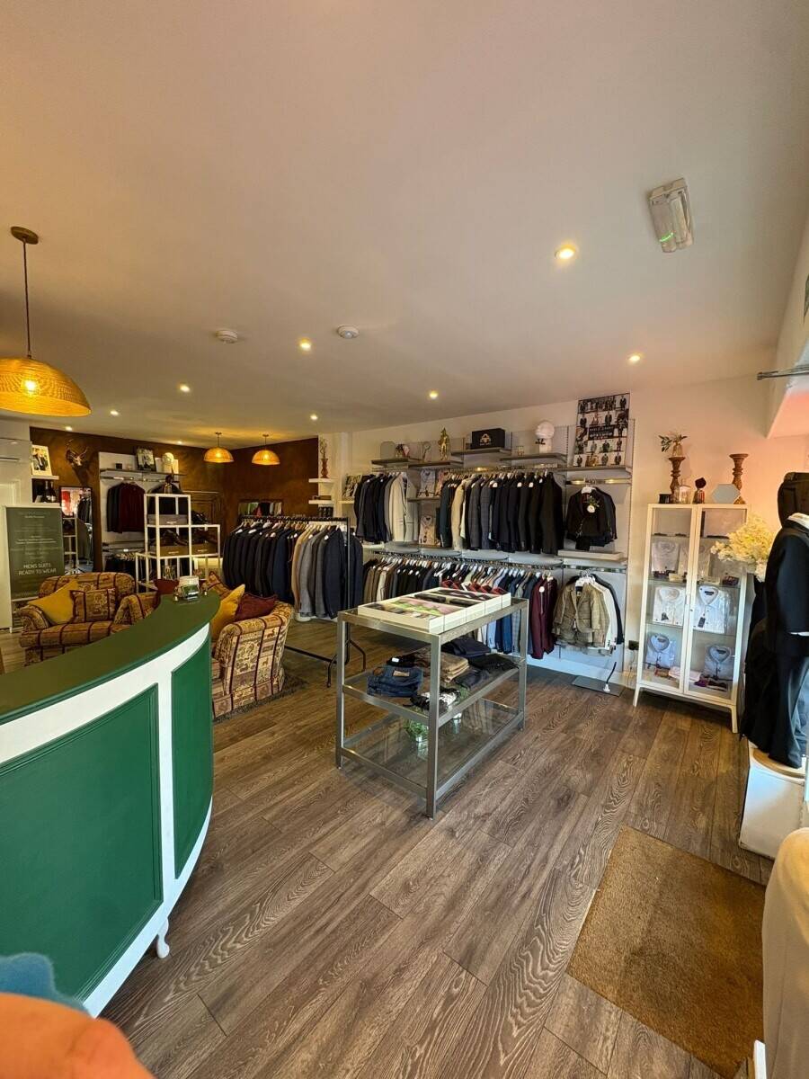 Quality Menswear shop for sale in West Wickham Photo 5