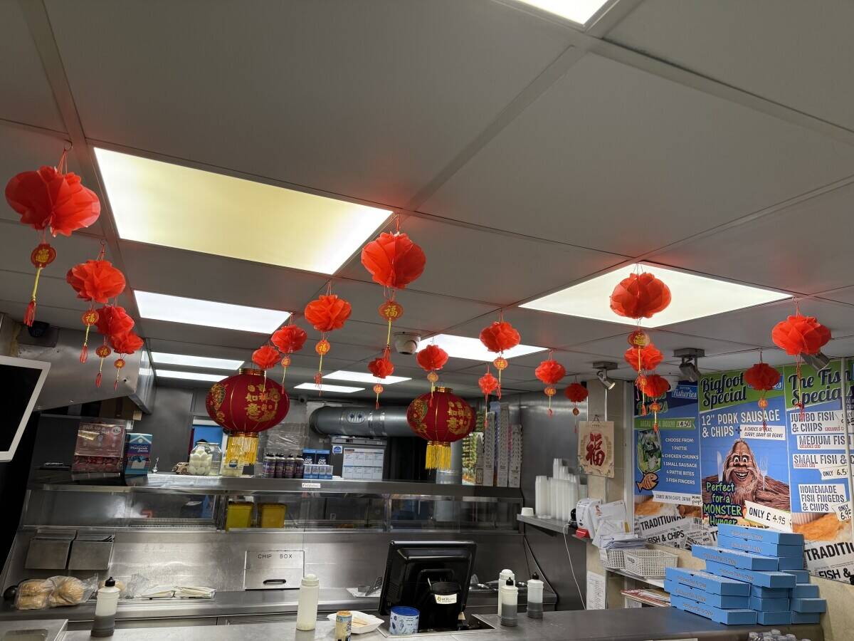 Fish chips shop can add pizza in HUll HU7 4TA Photo 6