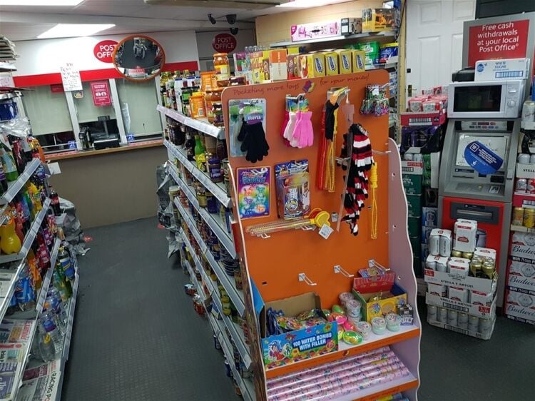 Off License & Convenience For Sale in Halifax Photo 5