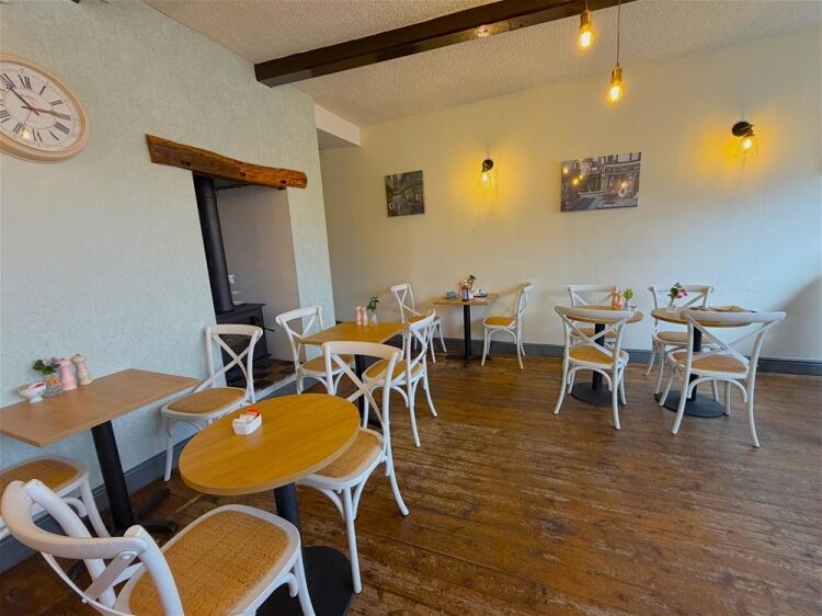 Cafe & Sandwich Bars For Sale in Newark