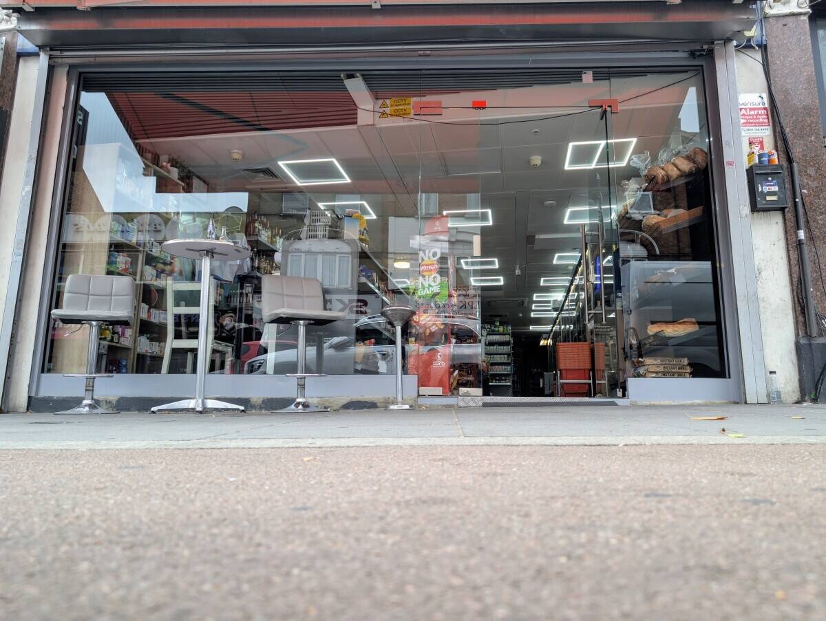 Supermarket & Grocery shop for sale