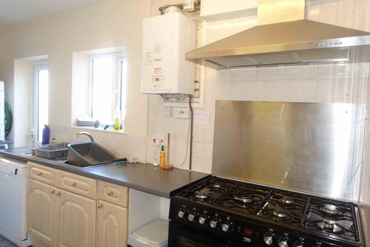 Immaculate Freehold Guest House Convenient Beach in Weymouth Photo 5