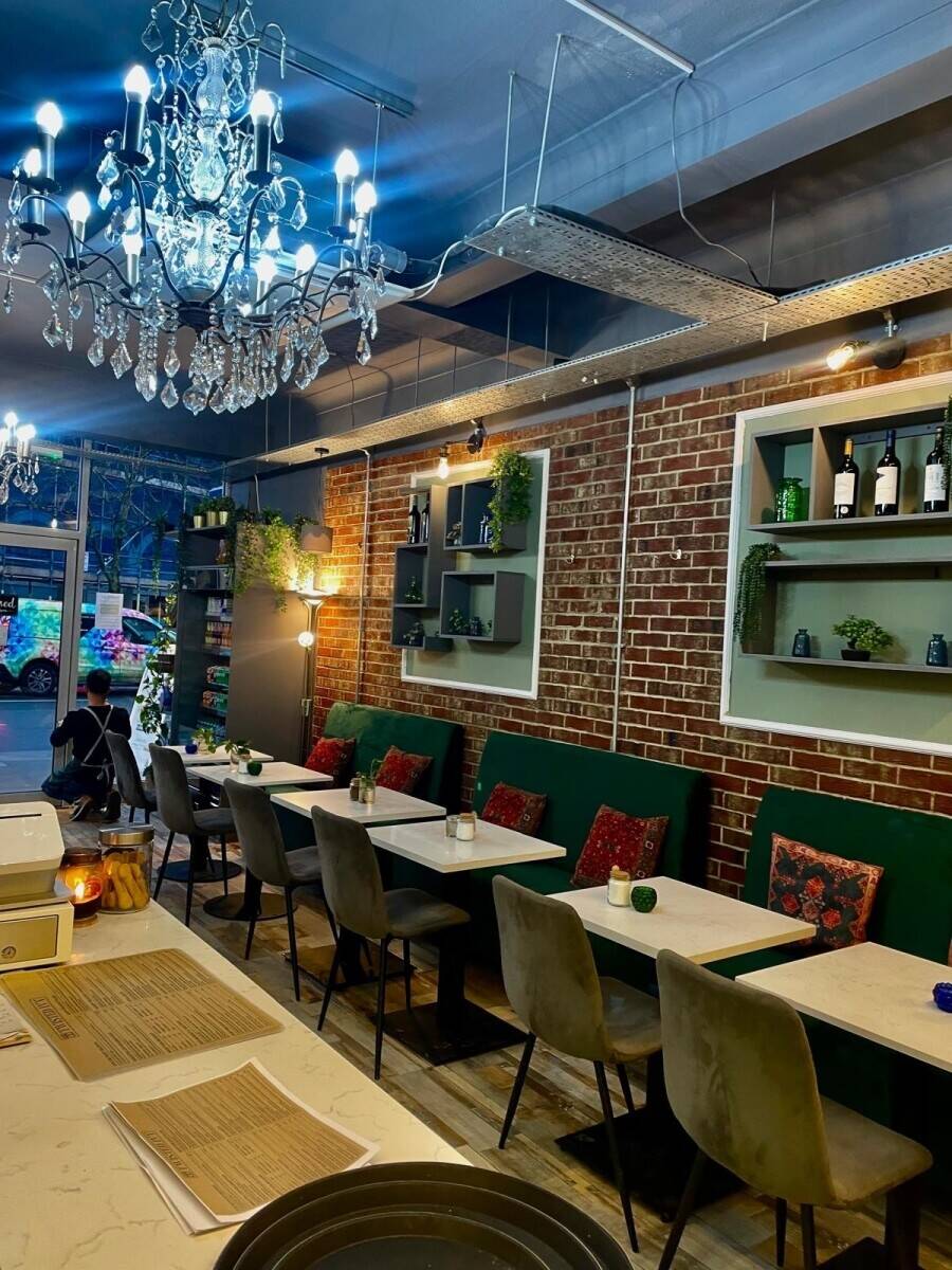 Well Established Cafe and Brunch house