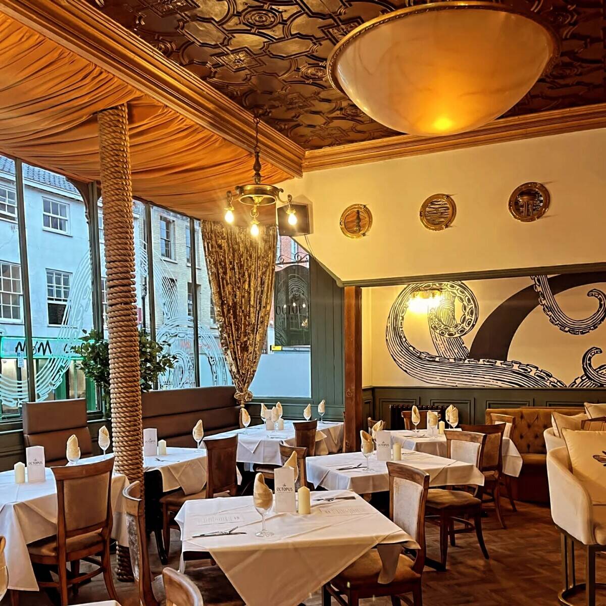 Award-Winning Restaurant & Bar for Sale – 10-Year Lease, Fully Fitted & Trading – Photo 6