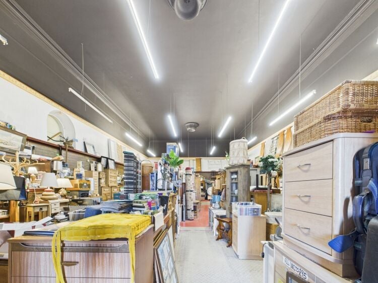 Versatile Commercial Property With Exceptional Space And Potential Photo 5