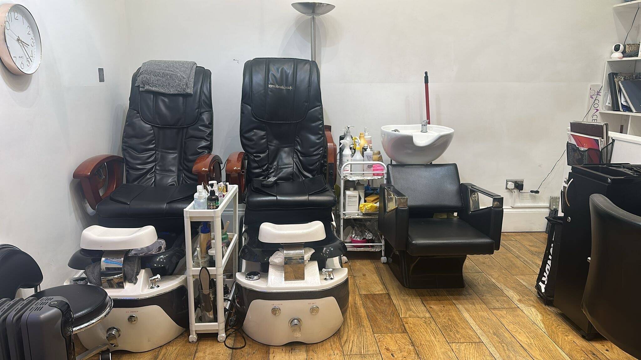 Beauty Salon for Sale – Prime Location – Strong Weekly Turnover