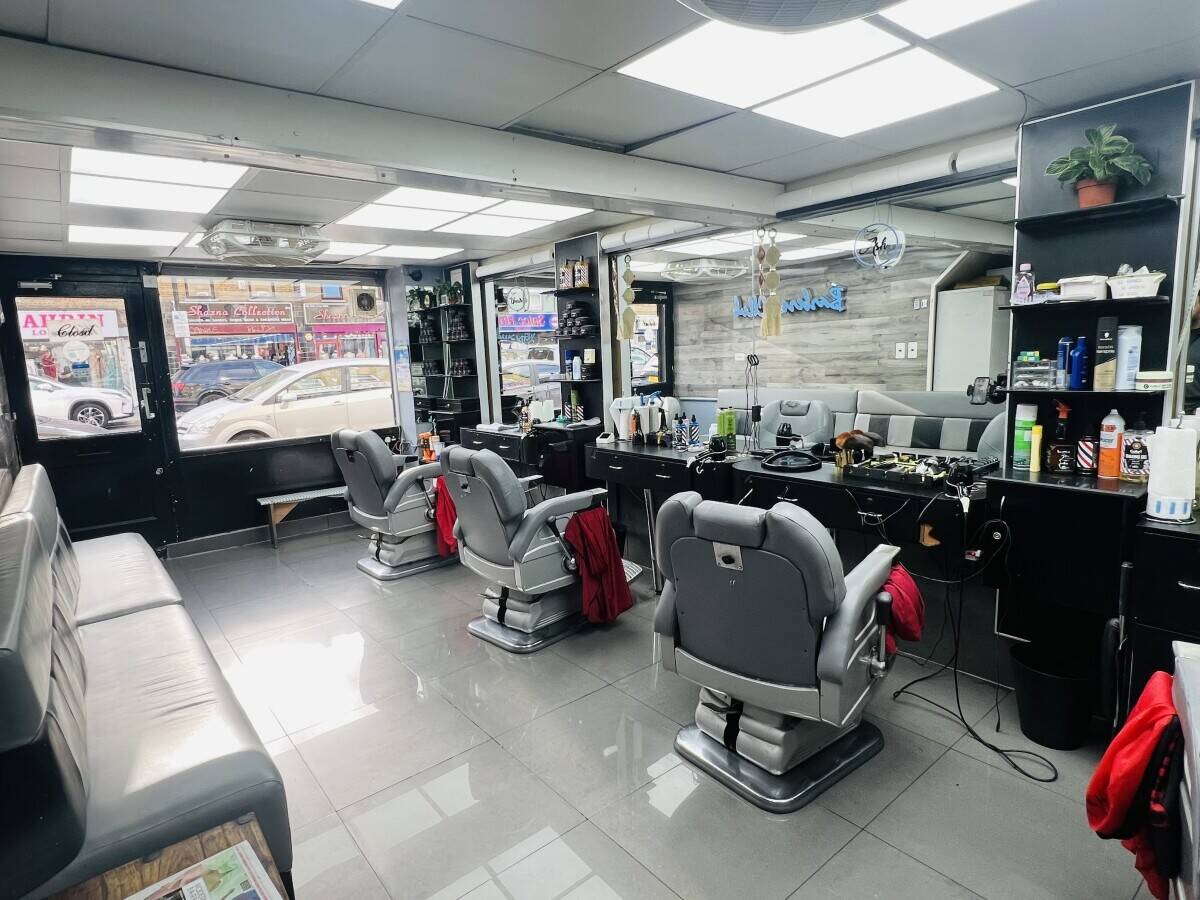 A1 Hairstyle – 25-Year Barber Shop in Bethnal Green for Sale Photo 5