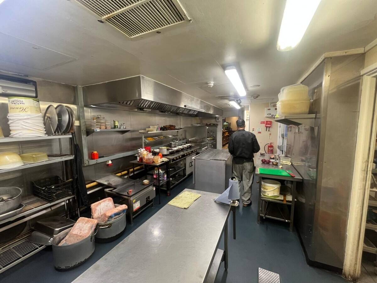 Nepalese Indian Restaurant for sale in Falmouth Cornwall Photo 5