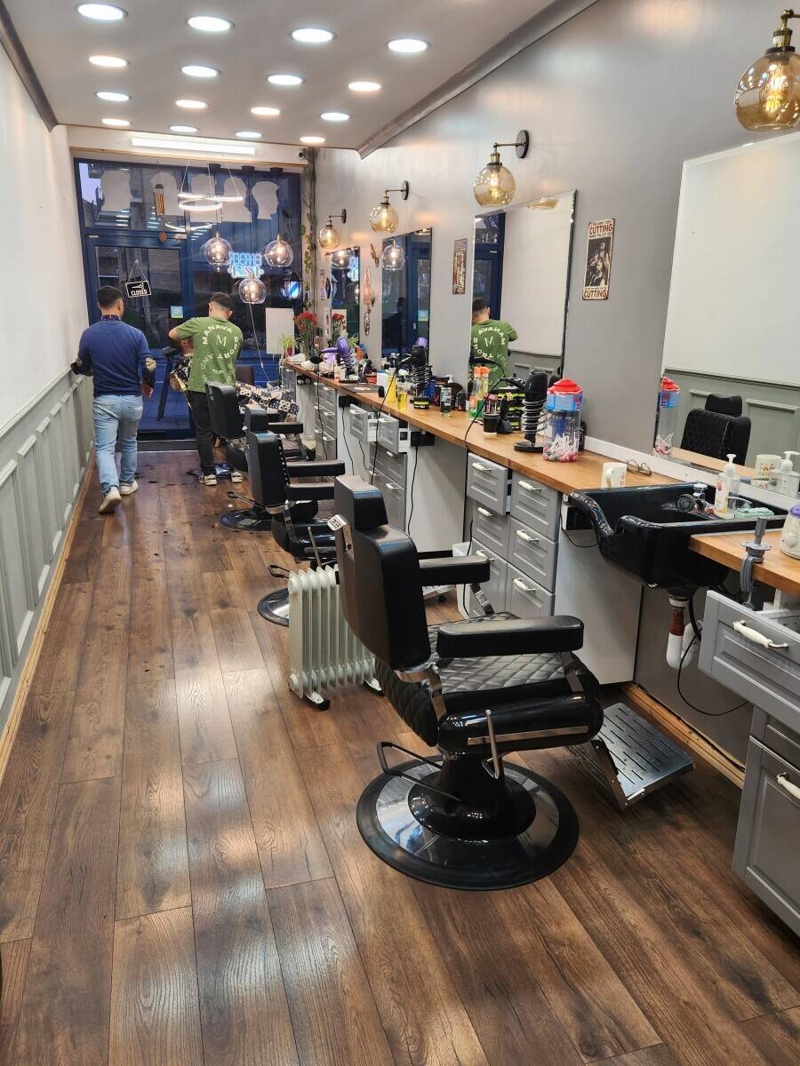 Barber Shop Lease For Sale in Brixton London SW9.