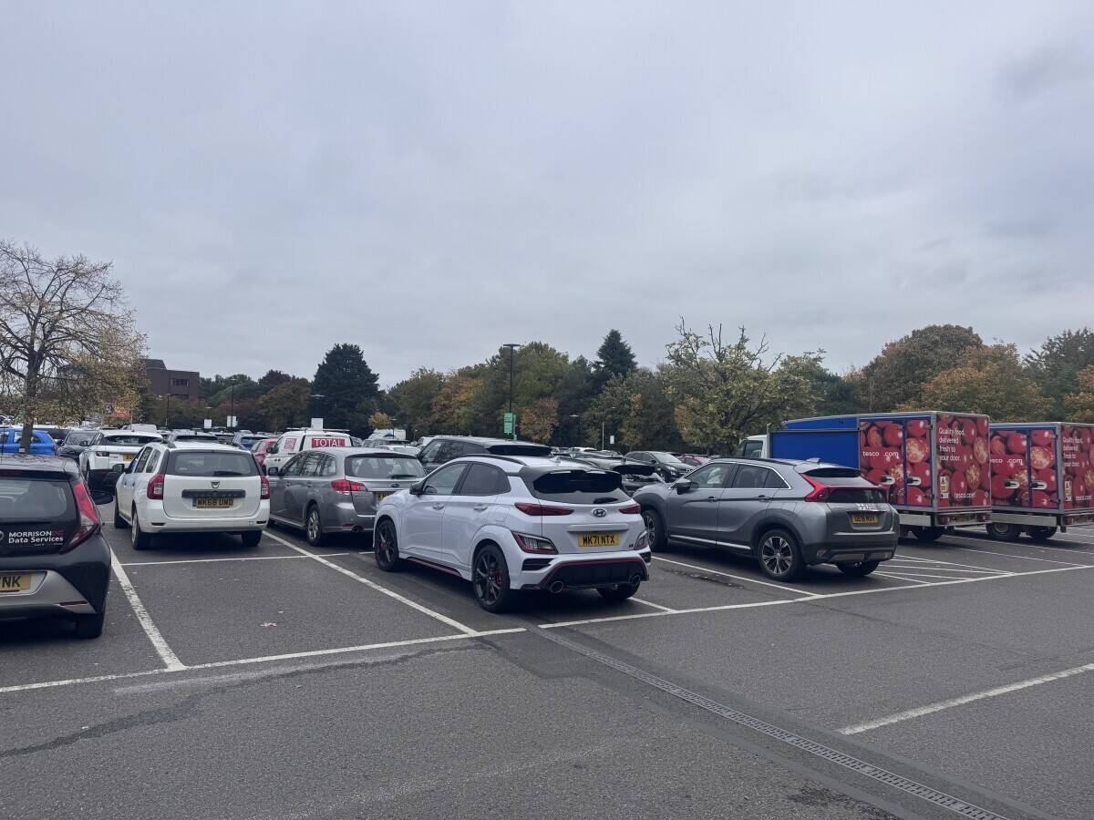 Waves Hand Car Wash, Tesco Banbury.
