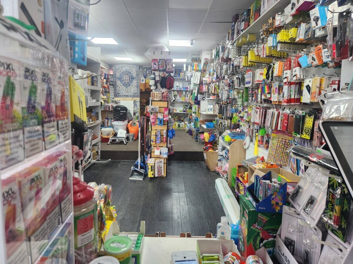 National market and pound shop
