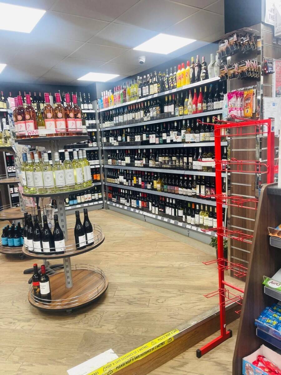 Off licence for sale in Henfield West Sussex with loyal customer base Photo 5