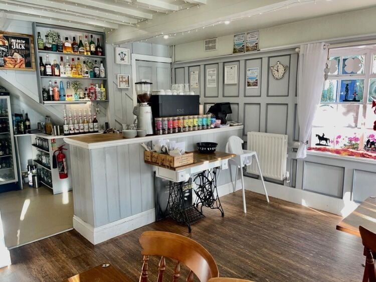 Leasehold Tea Rooms & Restaurant Located In Polperro, Cornwall