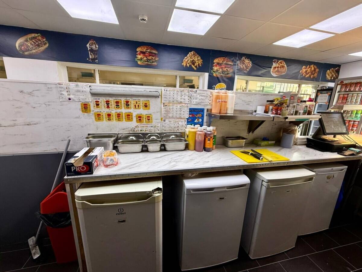 Distress Sale – Fully Equipped Takeaway – Reduced from £60,000 to £20,000 for Immediate Sale Photo 5