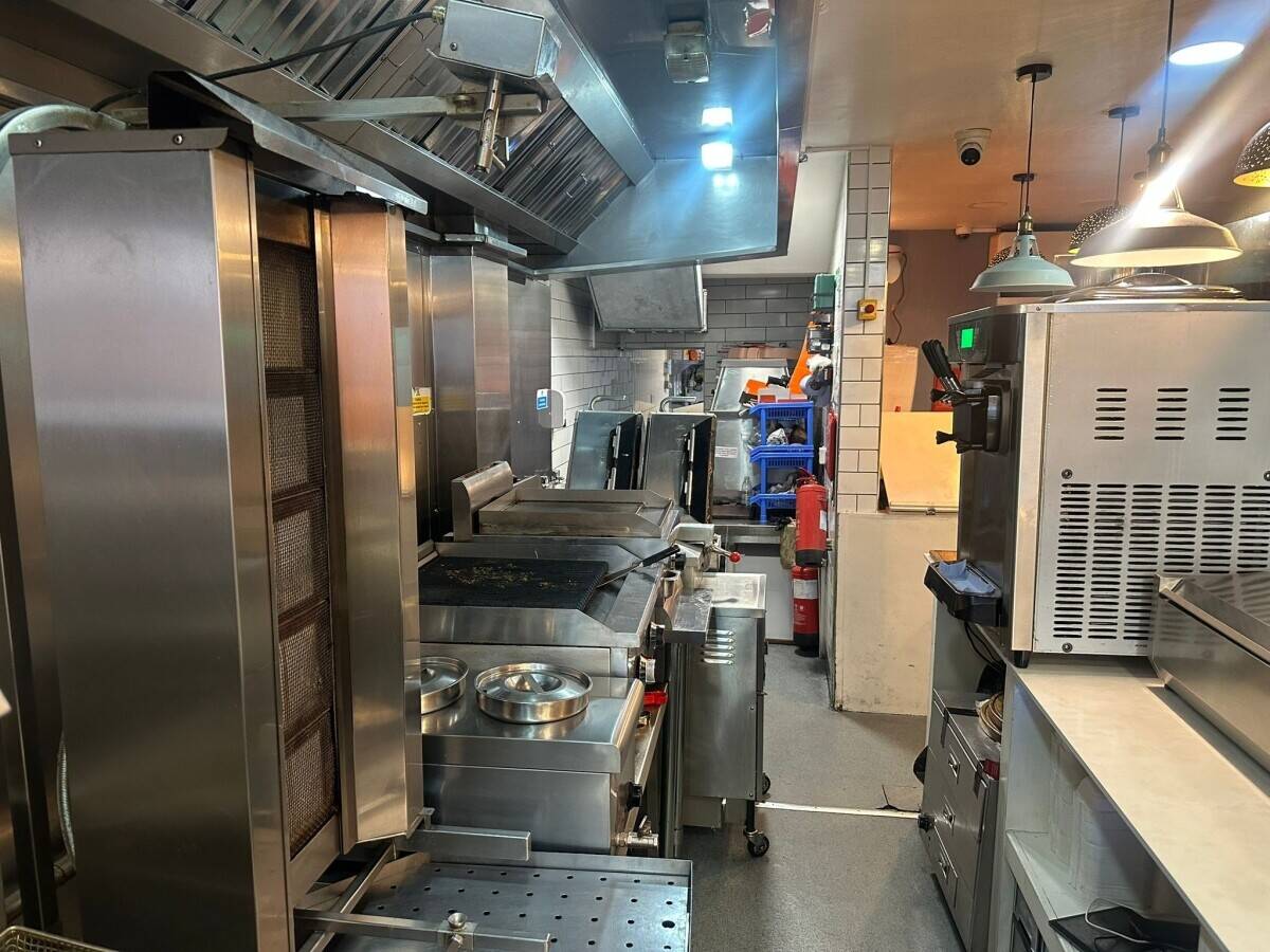 Fast Food Restaurant Business for Sale &ndash; Dalston London near Hackney