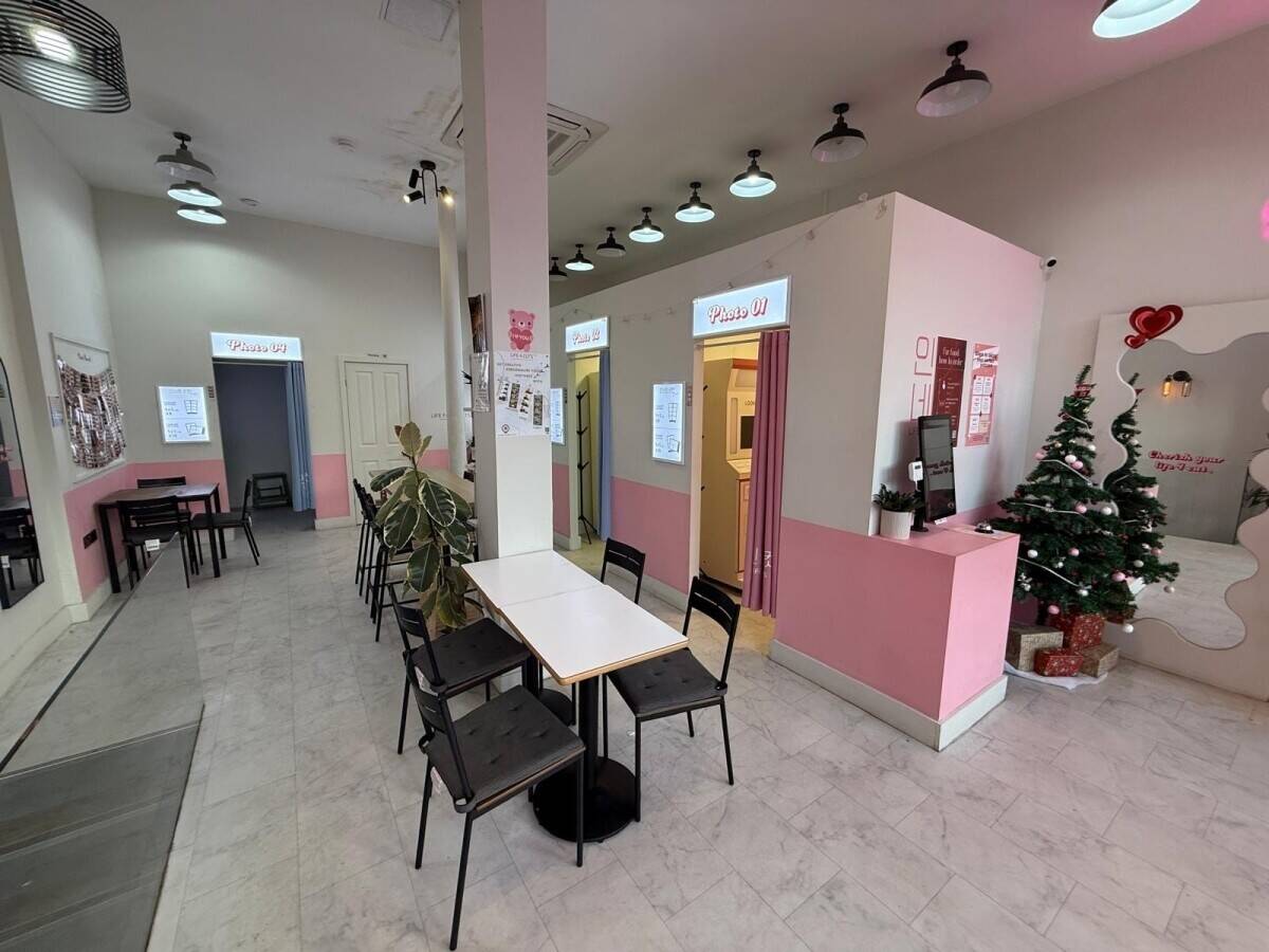 Class 1 Retail Premises With Huge Potential, Glasgow (ref 1787) Photo 5