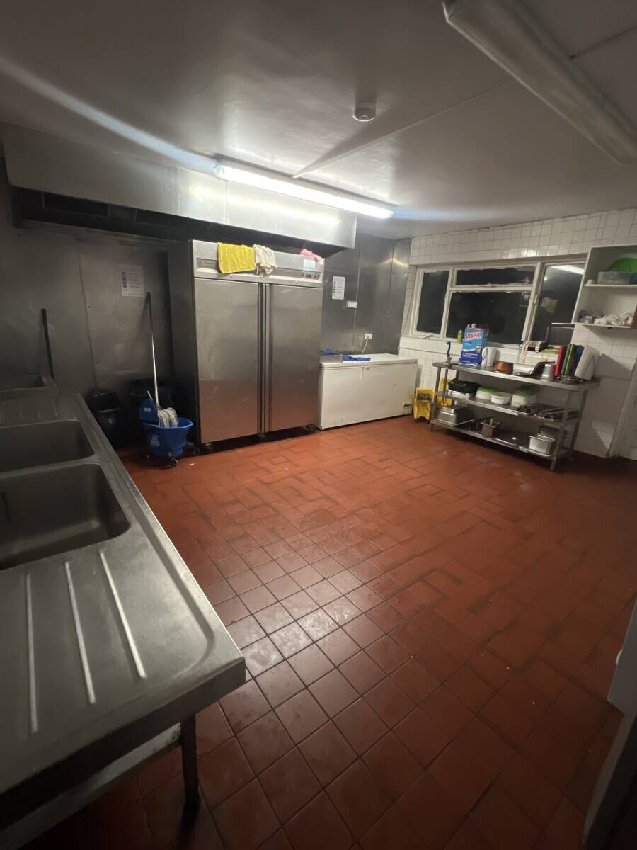 Fish and chips shop in hithergreen 