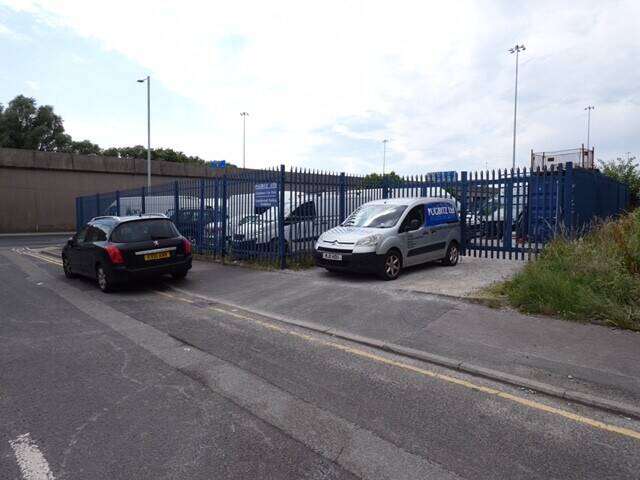 Peugeot and Citroen Repair Centre With MOT For Sale Greater Manchester Photo 5