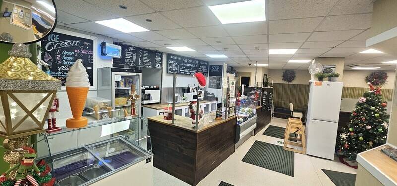 Substantial cafe premises with first floor dance studio within heart of Hamilton town centre Photo 5